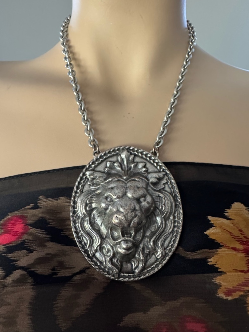 Vintage 1990s Classic Hardware Pewter Lion Head Statement Necklace Signed